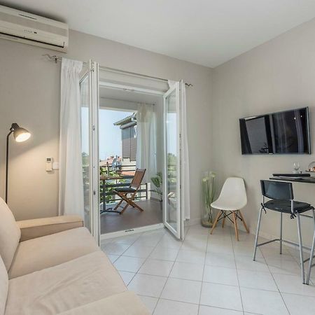 Apartment Green With Balcony Nova Vas  Exterior foto