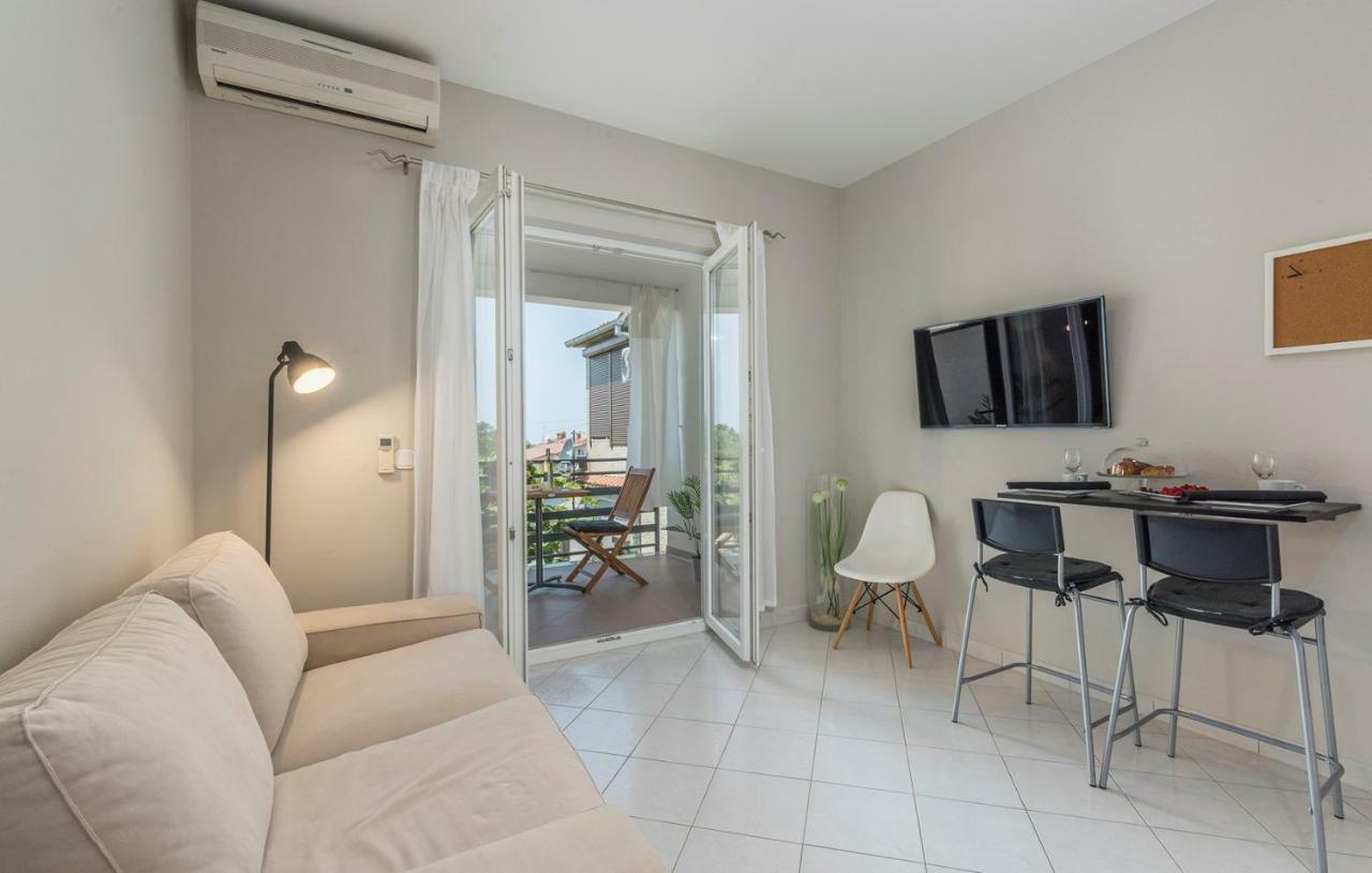 Apartment Green With Balcony Nova Vas  Exterior foto